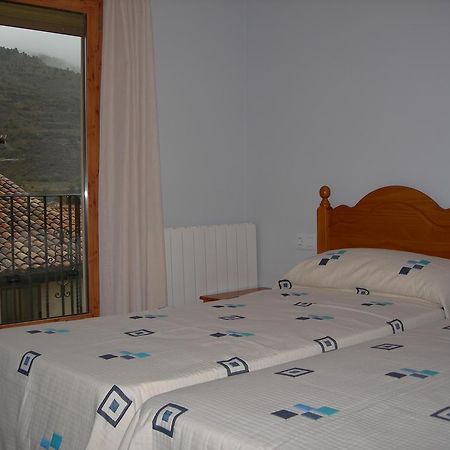 קמרנה דה לה סיירה Apartamentos Turisticos Rosario מראה חיצוני תמונה