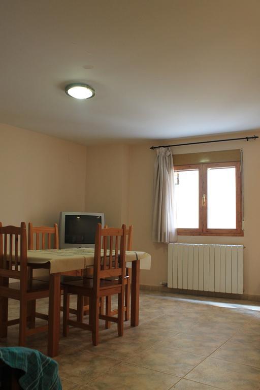 קמרנה דה לה סיירה Apartamentos Turisticos Rosario חדר תמונה