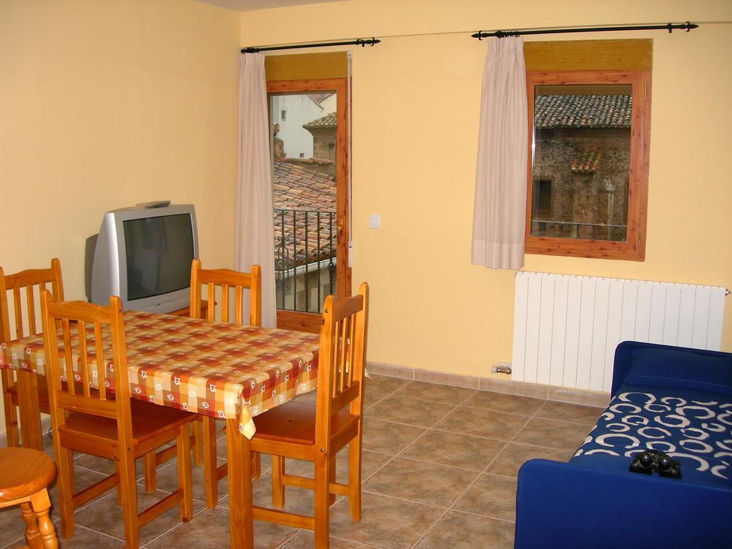 קמרנה דה לה סיירה Apartamentos Turisticos Rosario מראה חיצוני תמונה