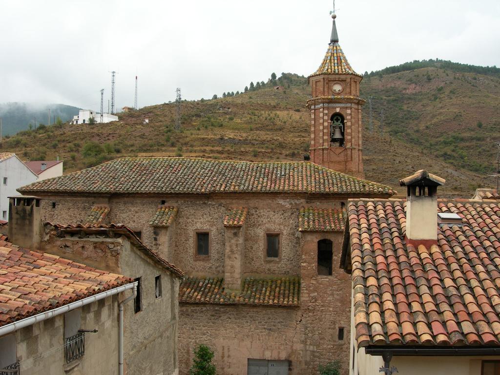קמרנה דה לה סיירה Apartamentos Turisticos Rosario מראה חיצוני תמונה